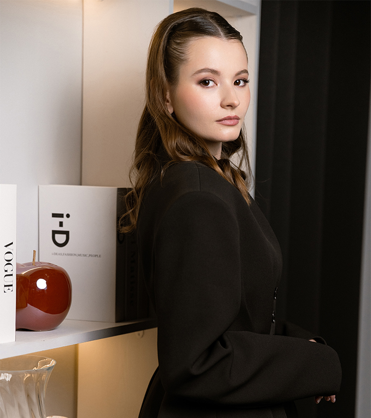 Фото сотрудницы агентства Кристины Константиновой